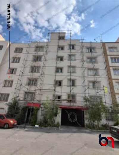 قاب دور پنجره سبک در پردیس تهران