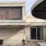 Renovation of the old villa facade in Shahriar 